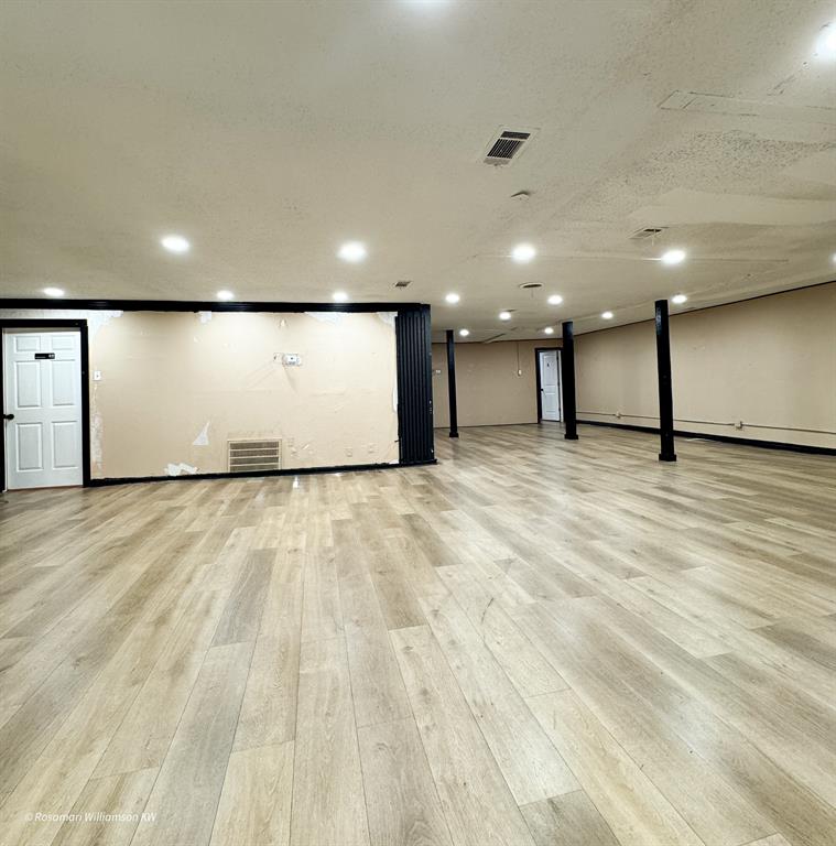 2915 S Lancaster Road, Dallas, TX 75216