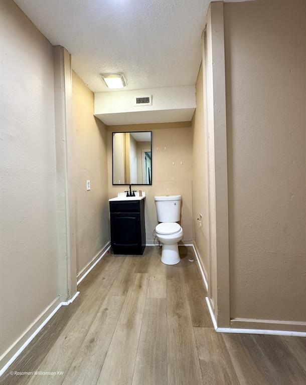2915 S Lancaster Road, Dallas, TX 75216