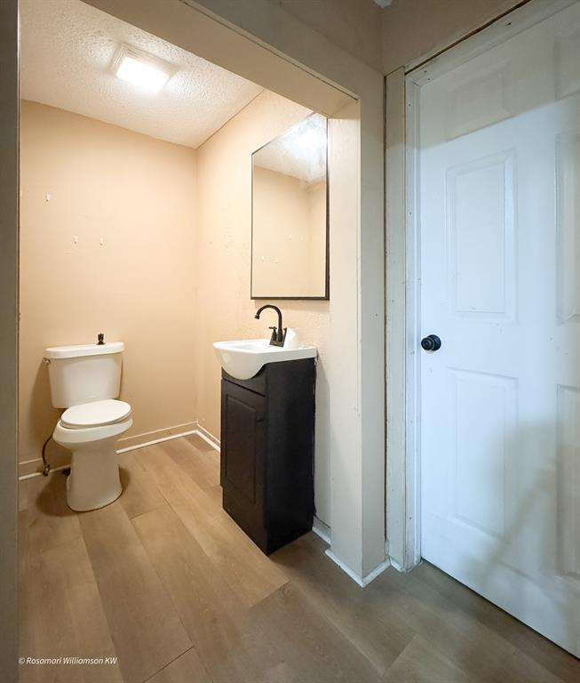 2915 S Lancaster Road, Dallas, TX 75216