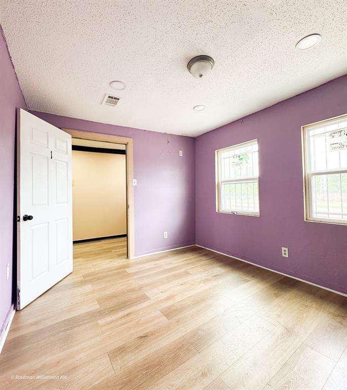 2915 S Lancaster Road, Dallas, TX 75216