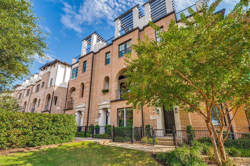 707 WILL RICE Avenue, Irving, TX 75039