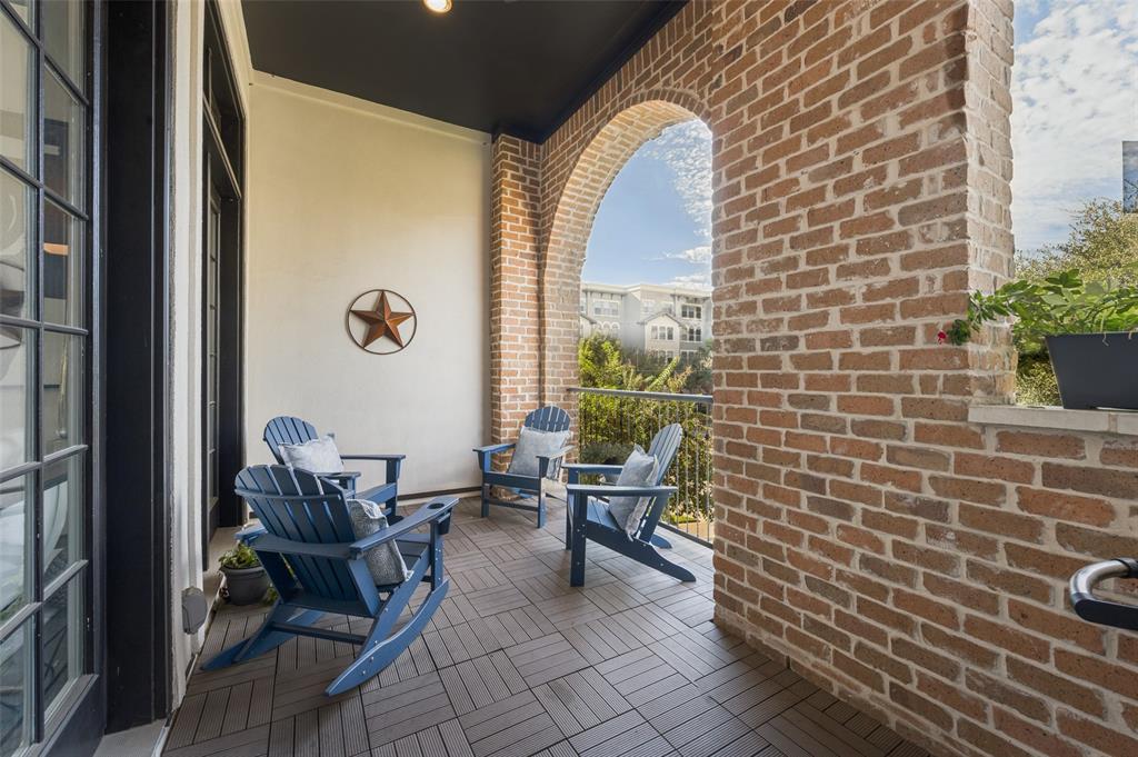 707 WILL RICE Avenue, Irving, TX 75039