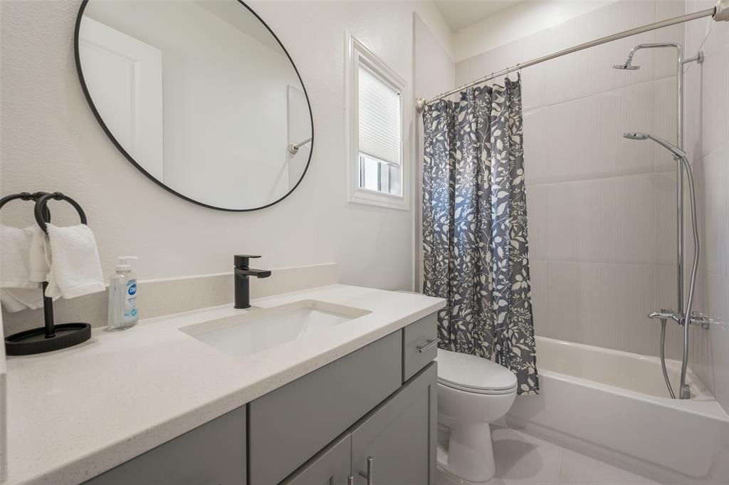 707 WILL RICE Avenue, Irving, TX 75039