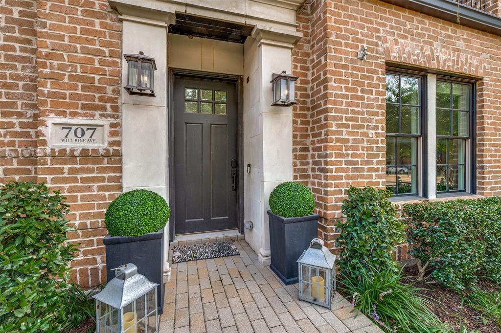 707 WILL RICE Avenue, Irving, TX 75039