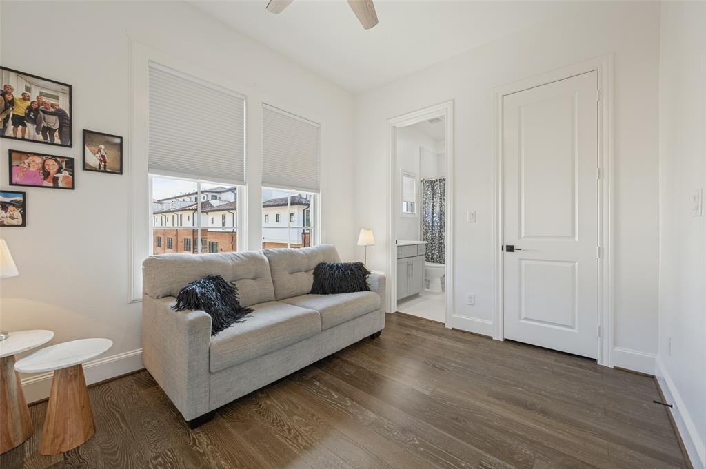 707 WILL RICE Avenue, Irving, TX 75039
