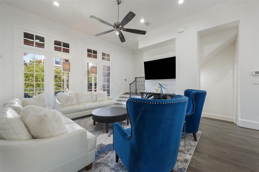 707 WILL RICE Avenue, Irving, TX 75039