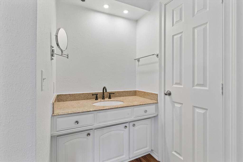 1704 Papeete Drive, Plano, TX 75075