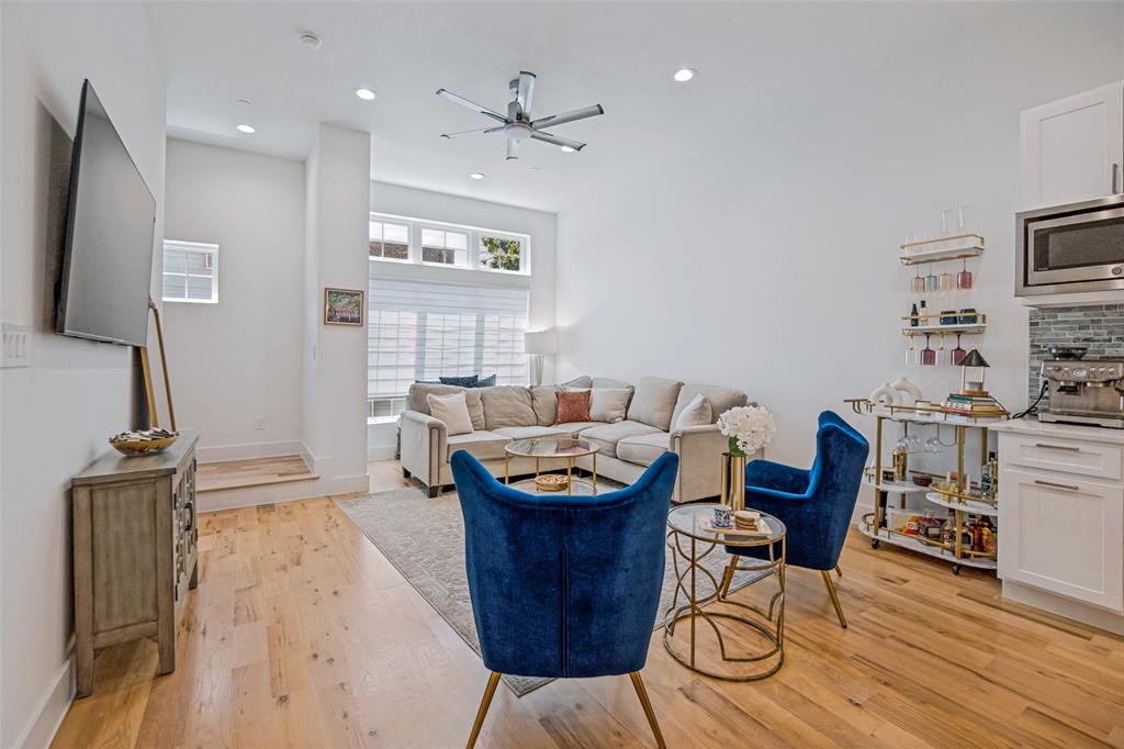 1910 Caddo Street, #B102, Dallas, TX 75204