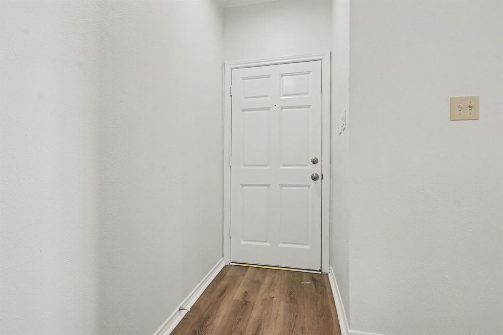 5825 Preston Valley Drive, Dallas, TX 75240
