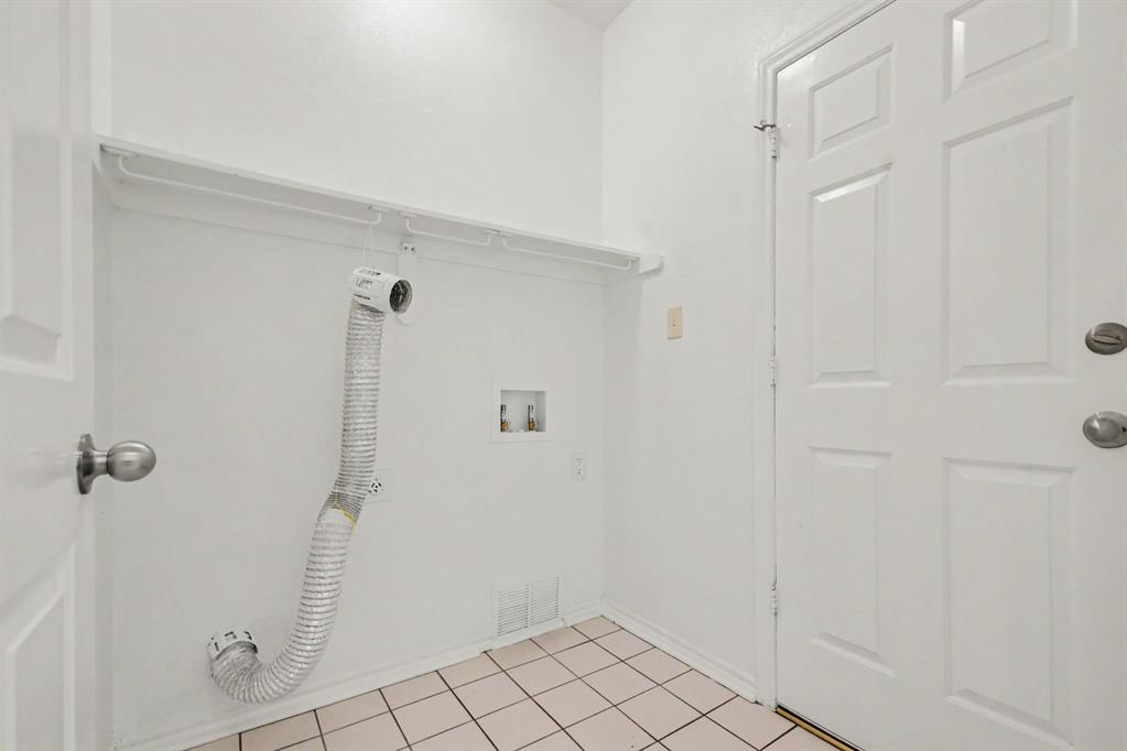 5825 Preston Valley Drive, Dallas, TX 75240