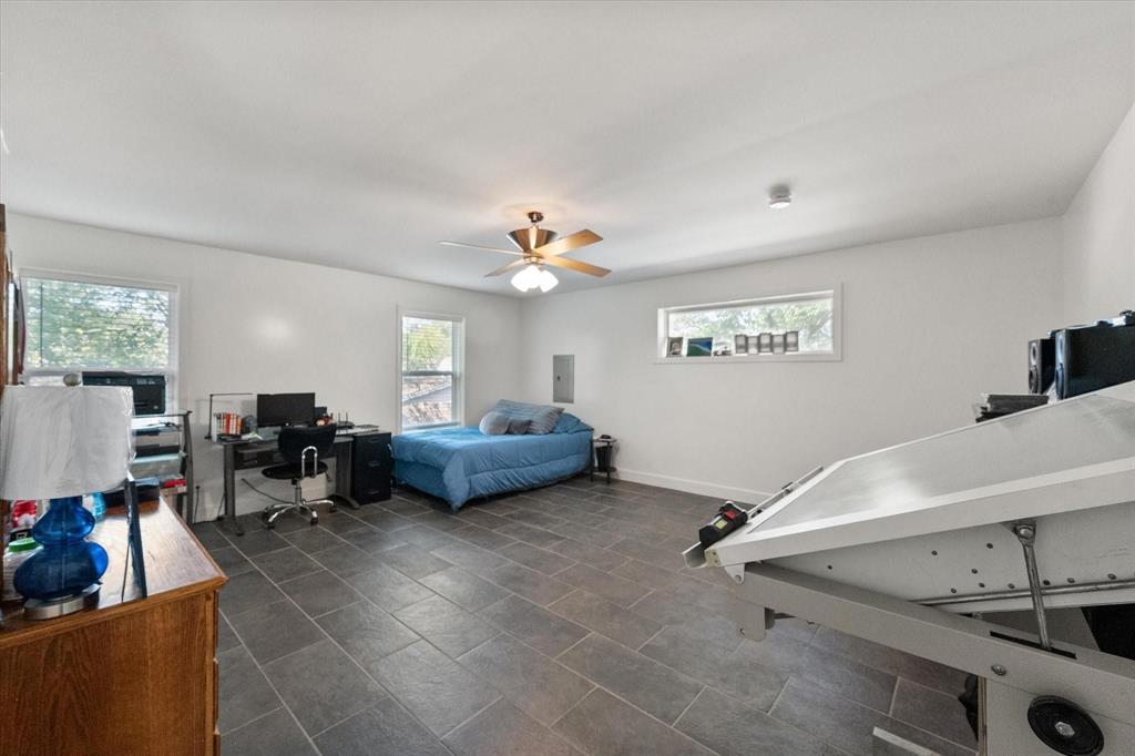 2548 Wood Valley Place, Dallas, TX 75211
