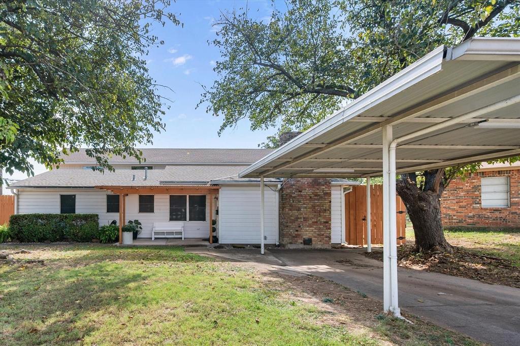 2548 Wood Valley Place, Dallas, TX 75211 2548 Wood Valley Place, Dallas, TX 75211