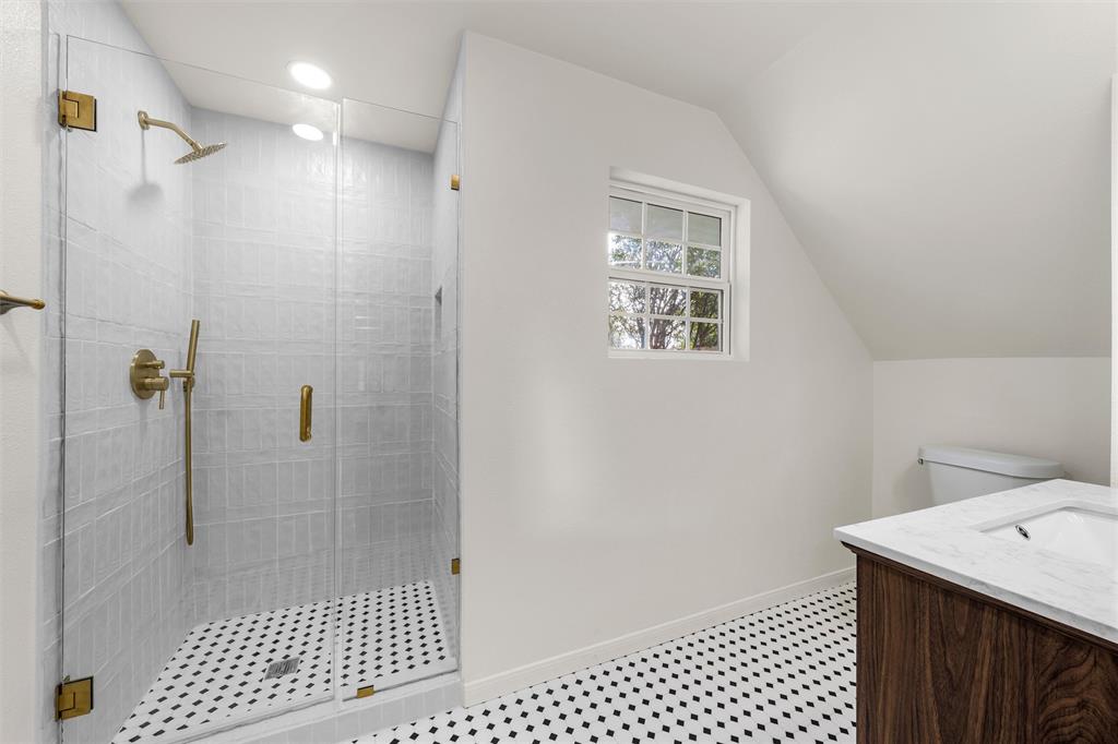 4000 Cobbs Drive, Waco, TX 76708