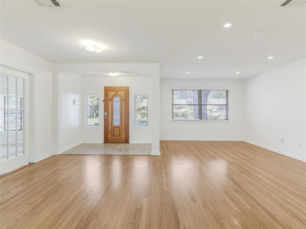 4026 Beechwood Lane, Dallas, TX 75220