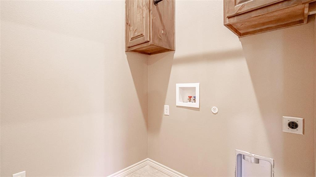 2510 Smokerise Trail, Granbury, TX 76048