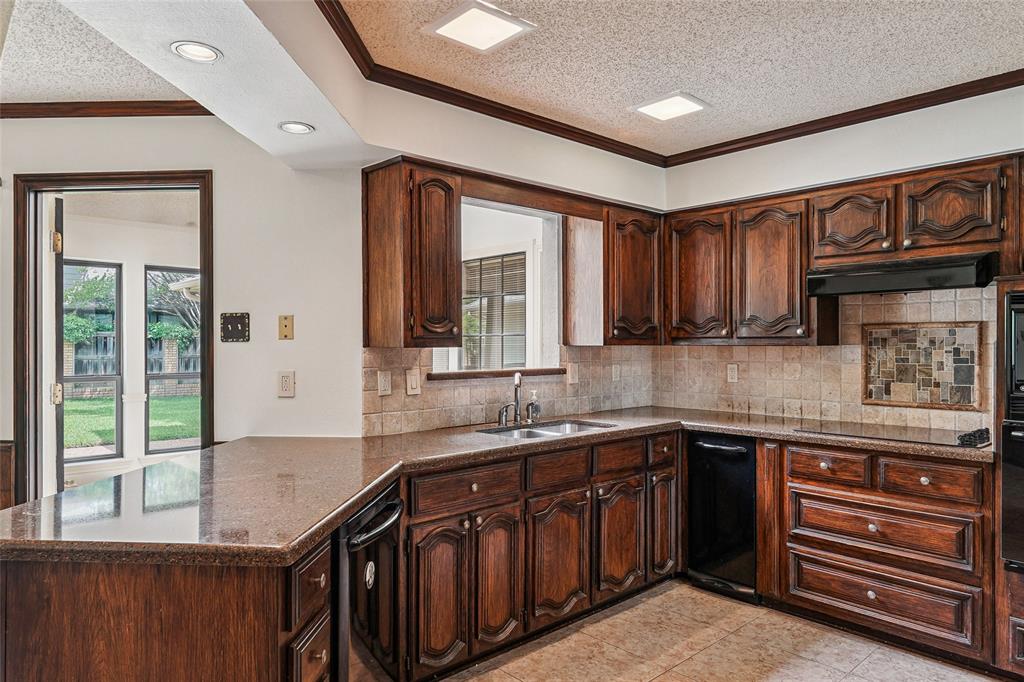 3201 Greenleaf Court, Garland, TX 75044 3201 Greenleaf Court, Garland, TX 75044