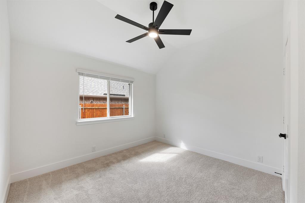 937 Cardinal Drive, Midlothian, TX 76065