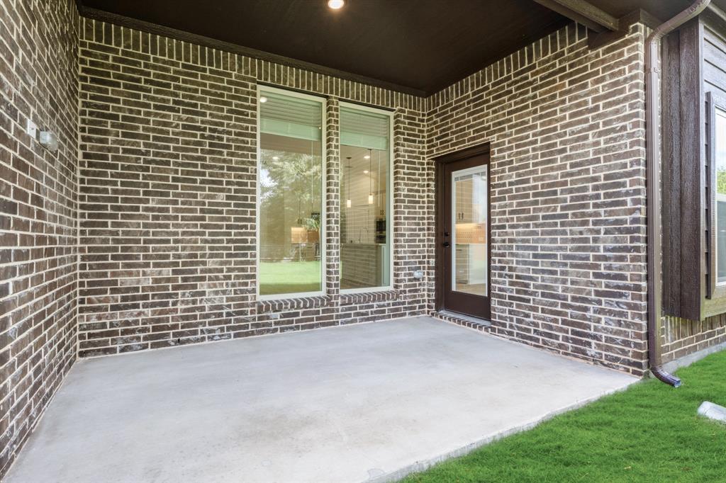 937 Cardinal Drive, Midlothian, TX 76065