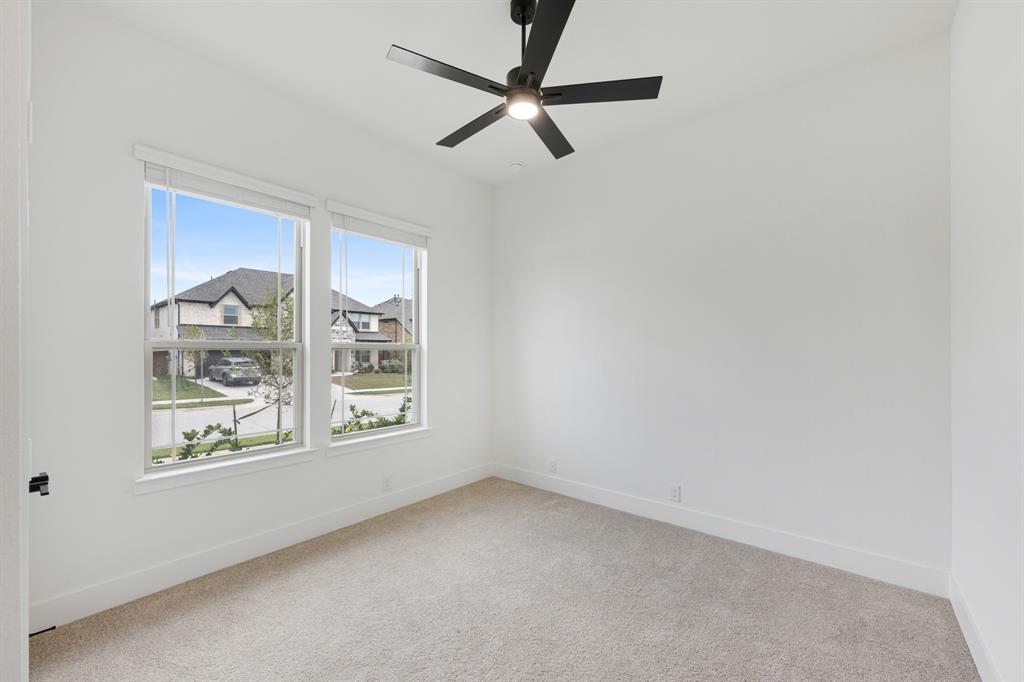 937 Cardinal Drive, Midlothian, TX 76065