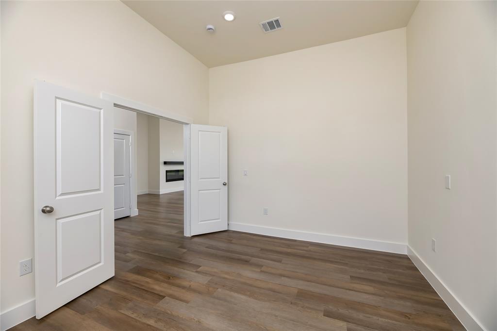 office/dining/Flex room