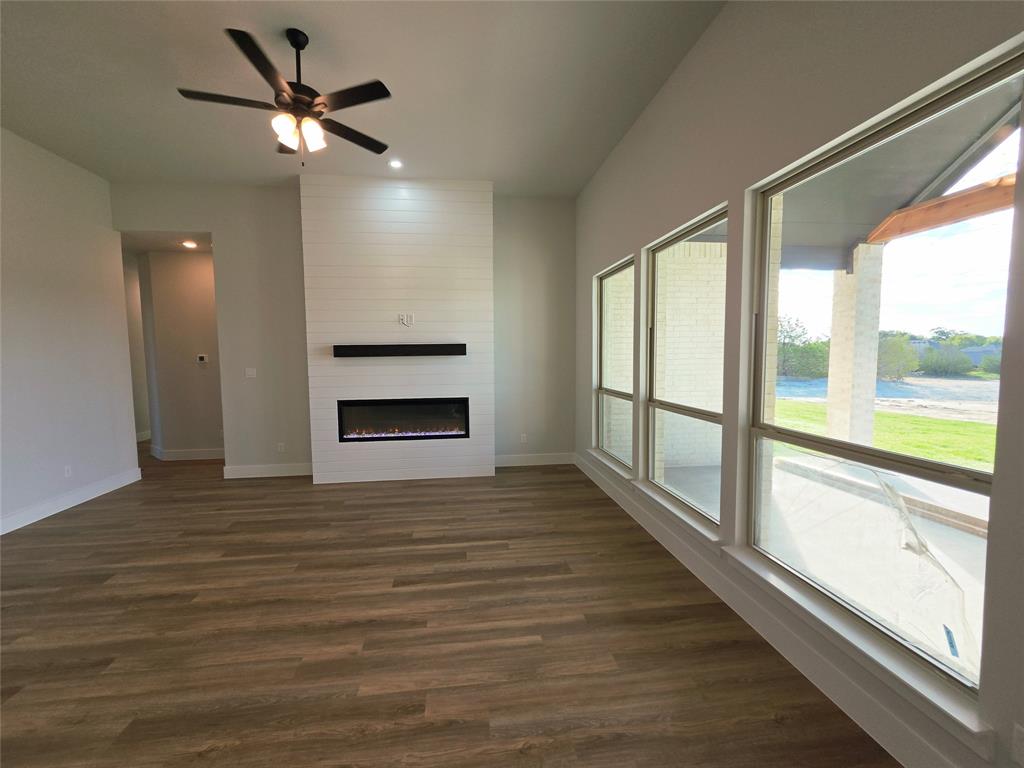 6850 Hayes Road, Midlothian, TX 76065