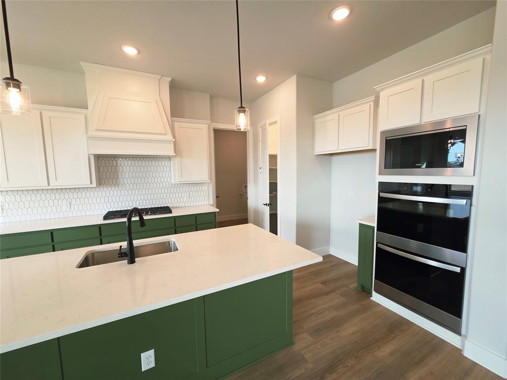 6850 Hayes Road, Midlothian, TX 76065