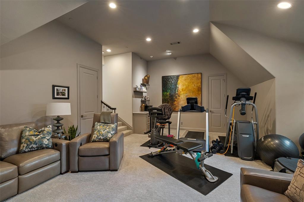 7009 Stone Meadow Drive, Dallas, TX 75230