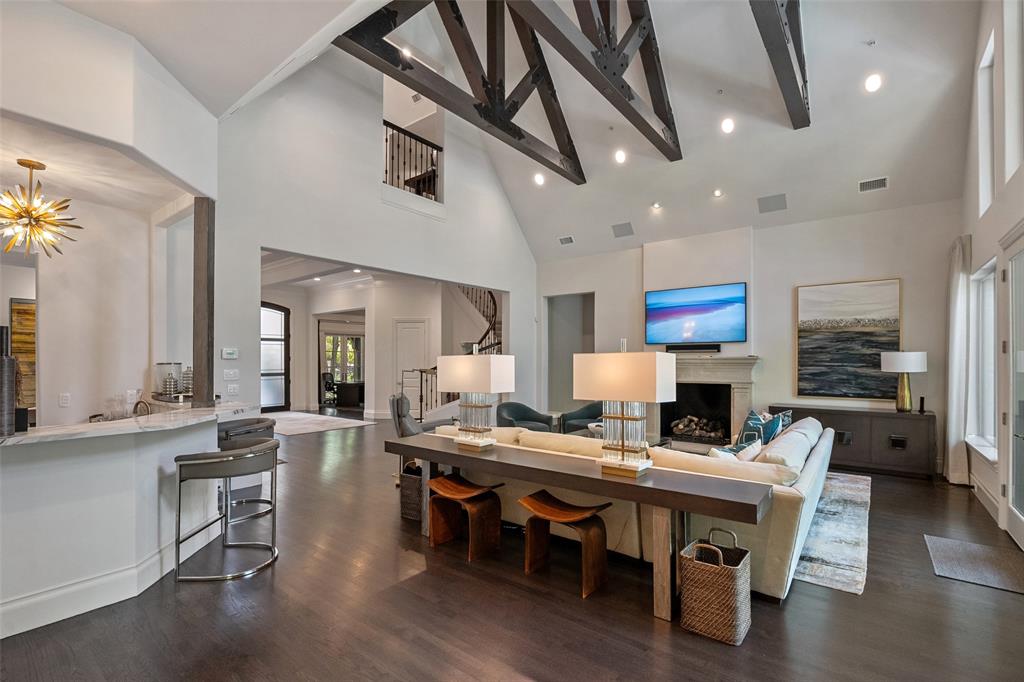7009 Stone Meadow Drive, Dallas, TX 75230