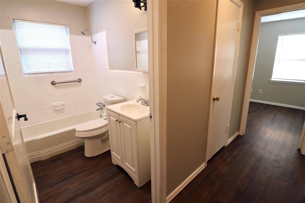 2490 Beverly Drive, Paris, TX 74560