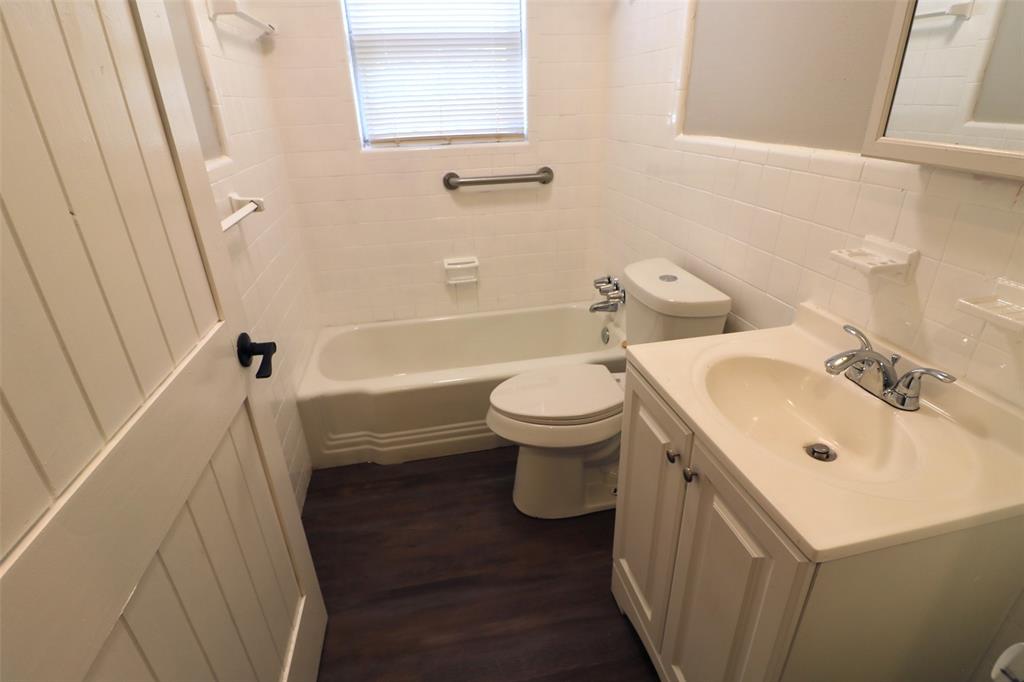 2490 Beverly Drive, Paris, TX 74560