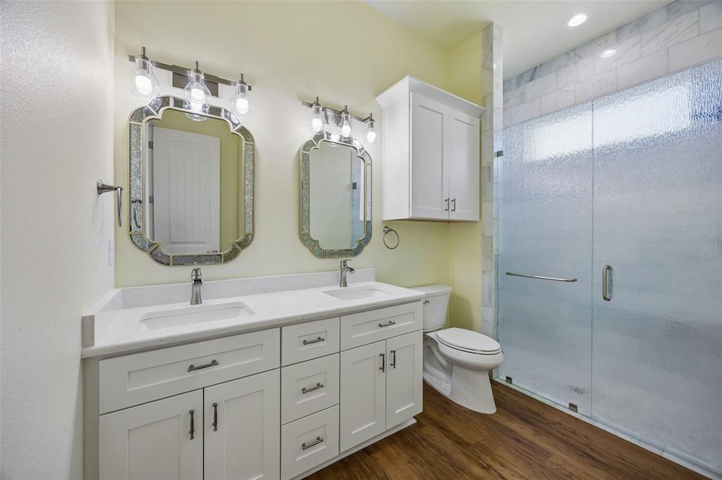 18076 Country Club Drive, Kemp, TX 75143
