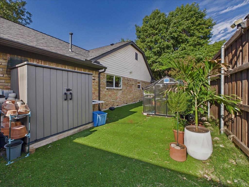 7738 Lemmonwood Drive, Dallas, TX 75231