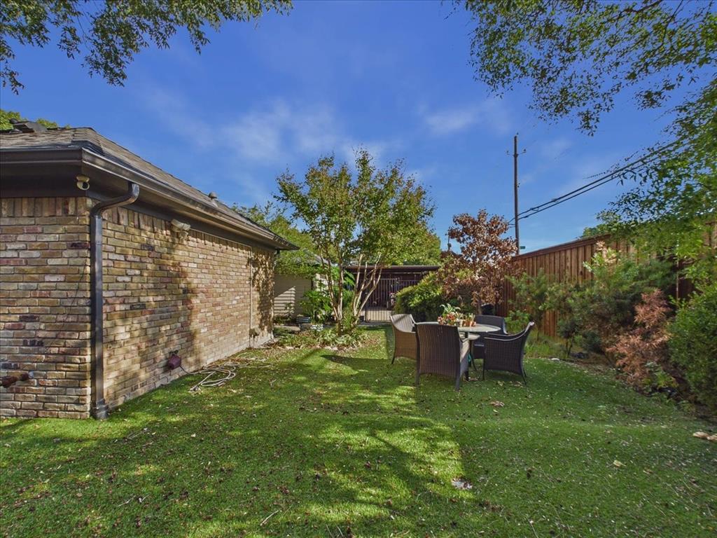 7738 Lemmonwood Drive, Dallas, TX 75231