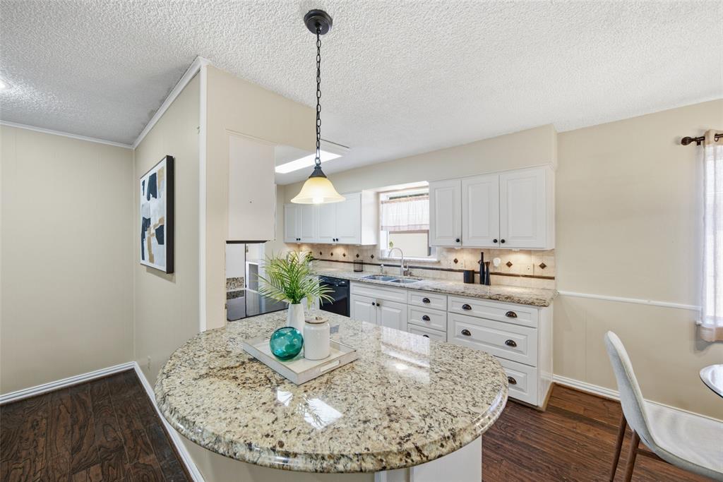 9216 Sorrento Street, Dallas, TX 75228