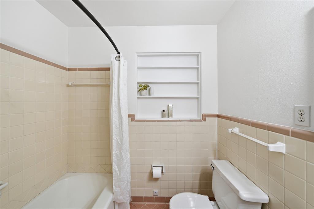 9216 Sorrento Street, Dallas, TX 75228