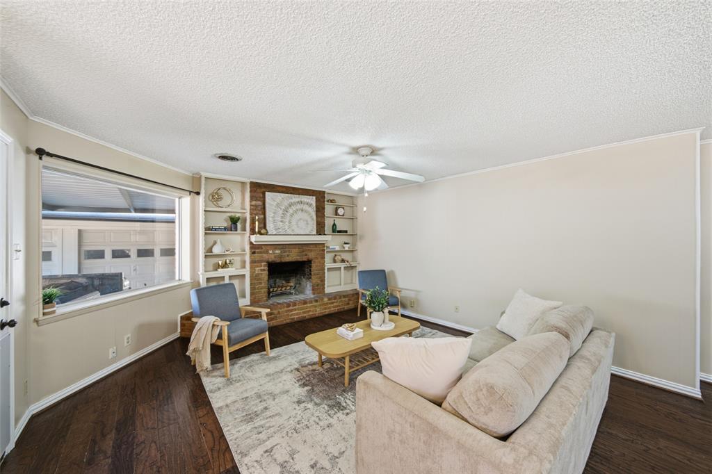 9216 Sorrento Street, Dallas, TX 75228
