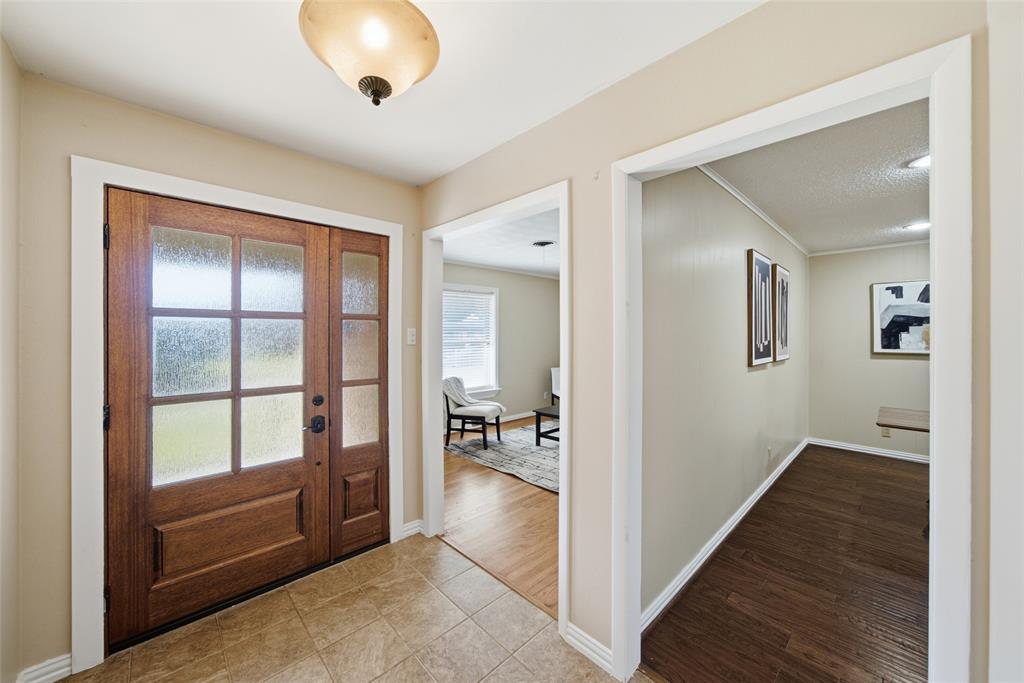 9216 Sorrento Street, Dallas, TX 75228 9216 Sorrento Street, Dallas, TX 75228