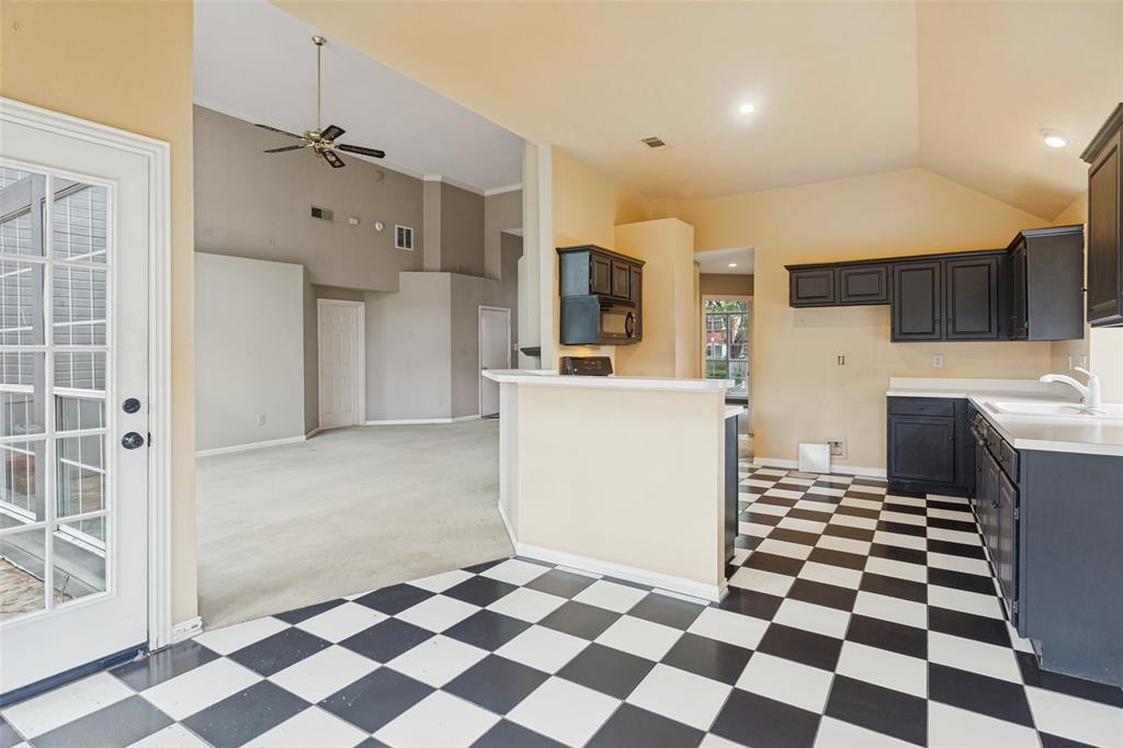 300 Black Rock Court, Irving, TX 75063