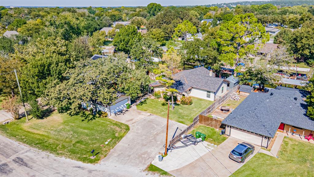 4015 Sioux Court, Granbury, TX 76048