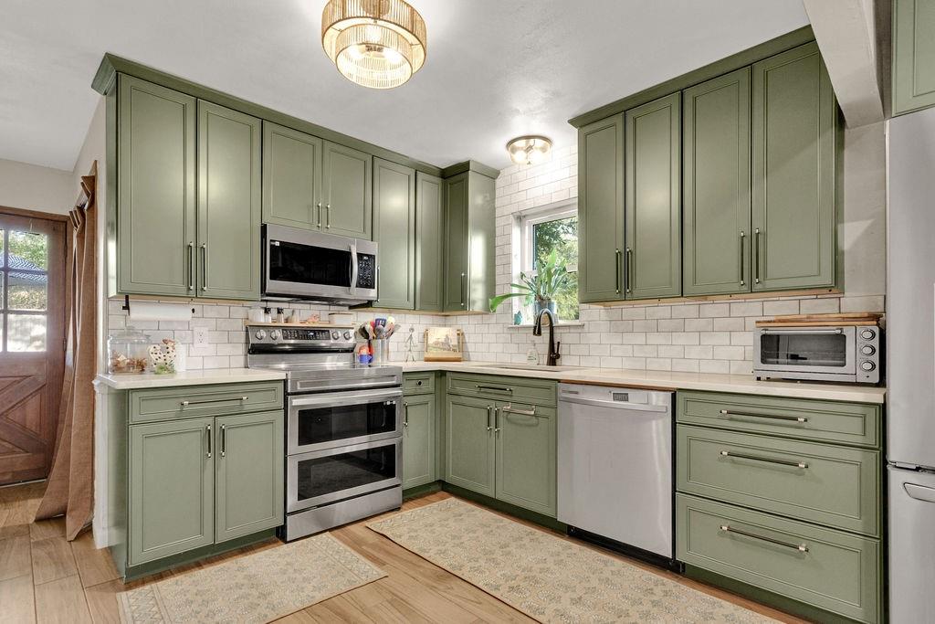 409 Lakeview, Hideaway, TX 75771