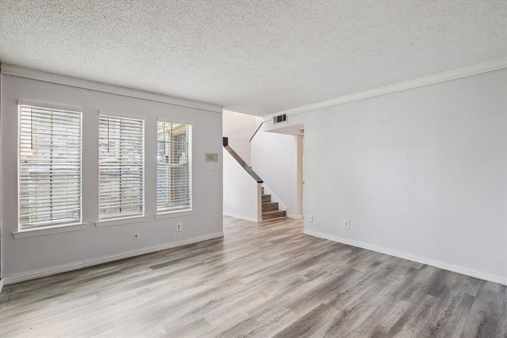 513 Towne House Lane, Richardson, TX 75081