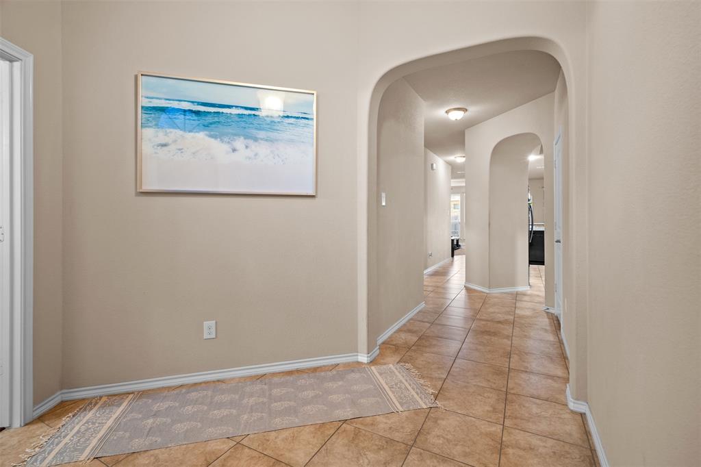 1217 Crest Ridge Drive, Glenn Heights, TX 75154