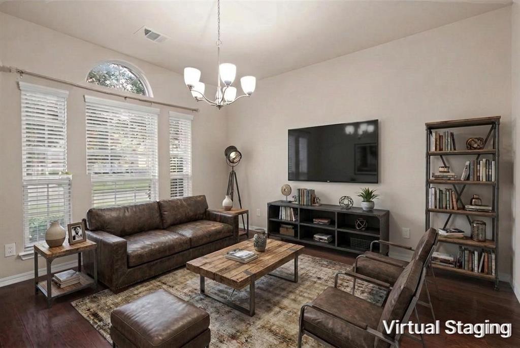 Flex area - can be a 2nd living area