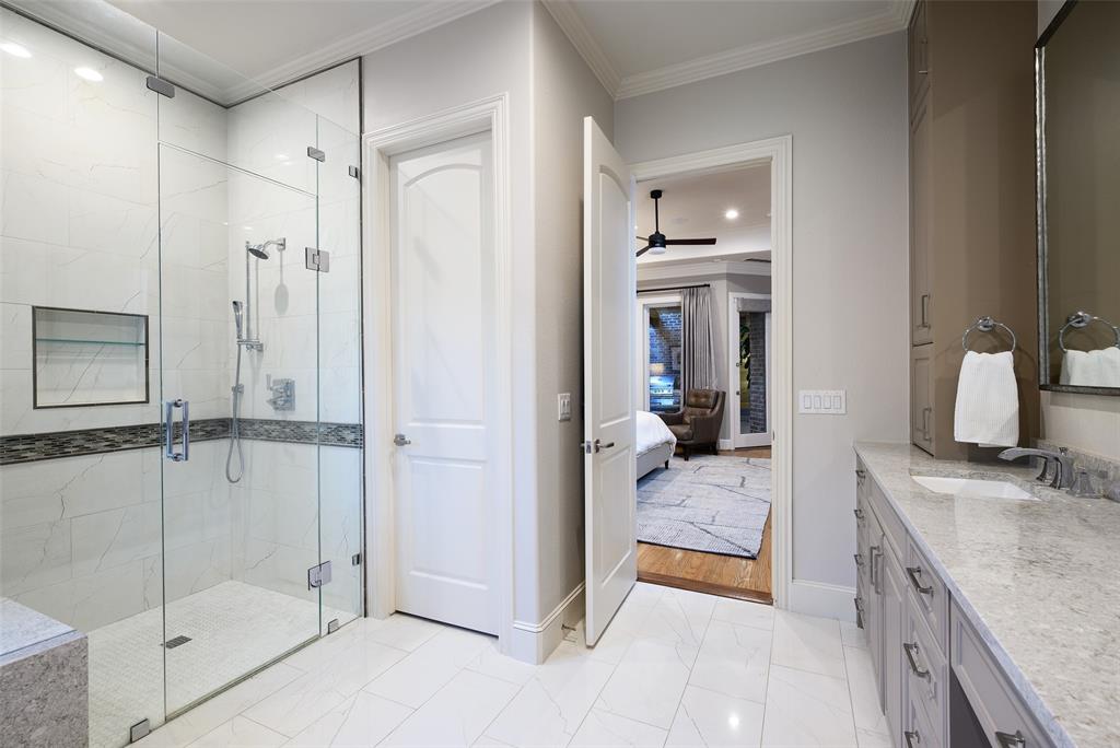 12226 Park Bend Drive, Dallas, TX 75230