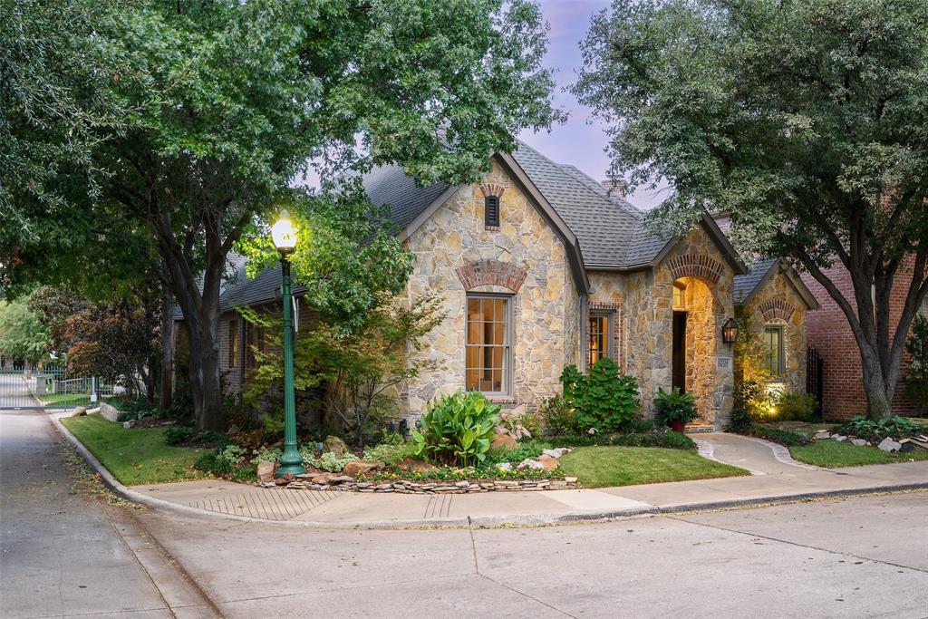 12226 Park Bend Drive, Dallas, TX 75230