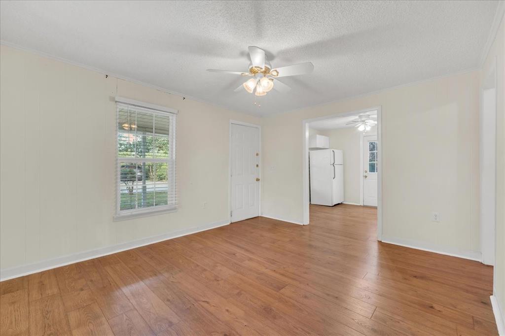 3304 Huron Trail, Lake Worth, TX 76135