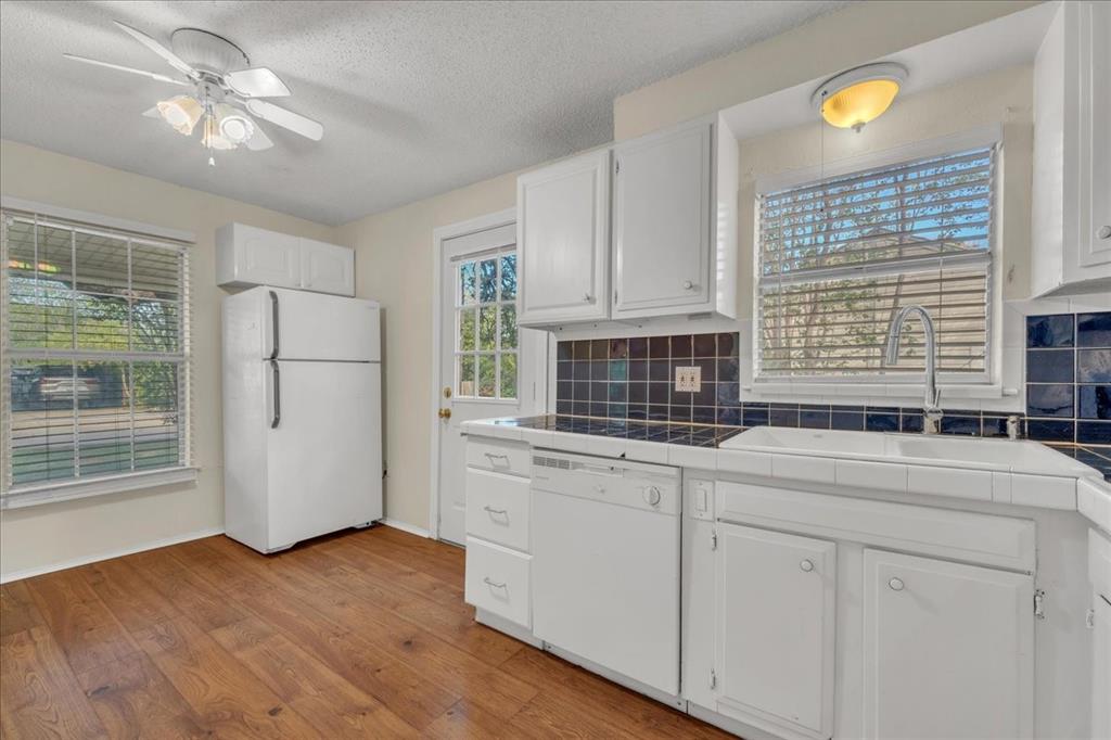 3304 Huron Trail, Lake Worth, TX 76135