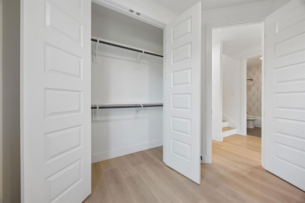 415 N Patton Avenue, Dallas, TX 75203