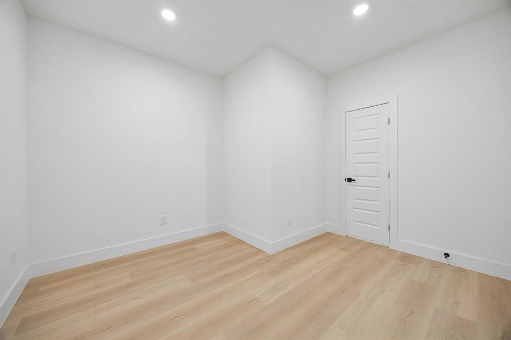 415 N Patton Avenue, Dallas, TX 75203