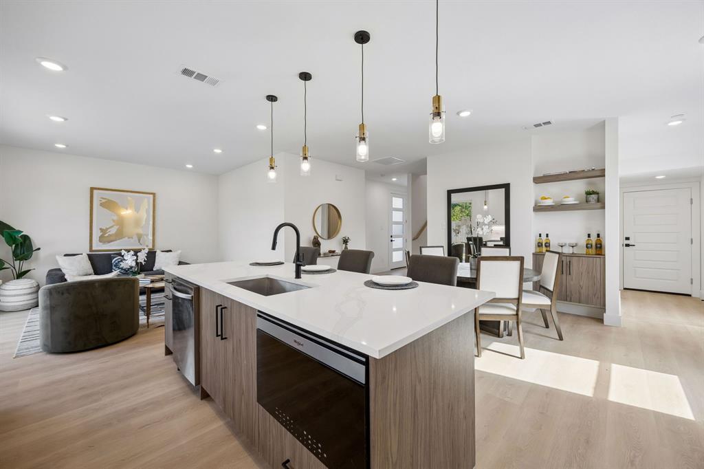 415 N Patton Avenue, Dallas, TX 75203